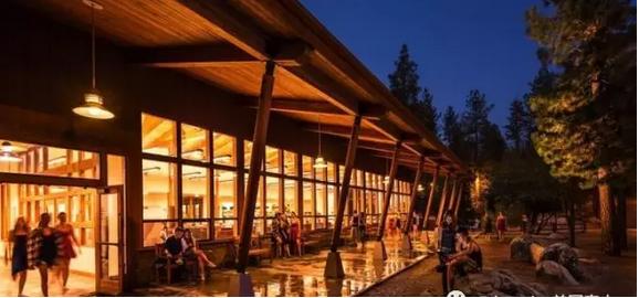 美國(guó)藝術(shù)高中1.jpg 美國(guó)藝術(shù)高中1.jpg