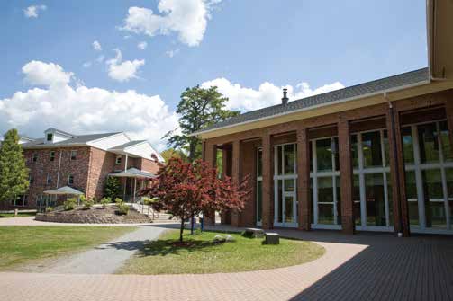 圣托馬斯摩爾中學(xué)11.jpg 圣托馬斯摩爾中學(xué)11.jpg