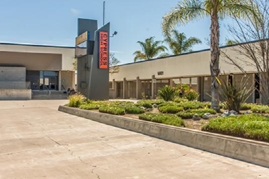 柏樹(shù)高中2.jpg 柏樹(shù)高中2.jpg