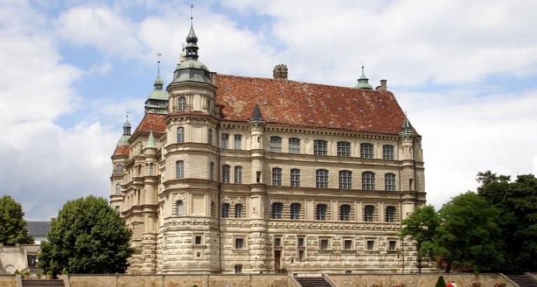 Ecolea文理中學(xué)2.jpg Ecolea文理中學(xué)2.jpg