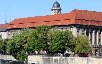 柏林分院.jpg 柏林分院.jpg