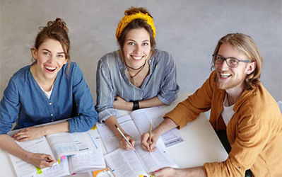 愛格雷高級文理中學(xué)-0009.jpg 愛格雷高級文理中學(xué)-0009.jpg